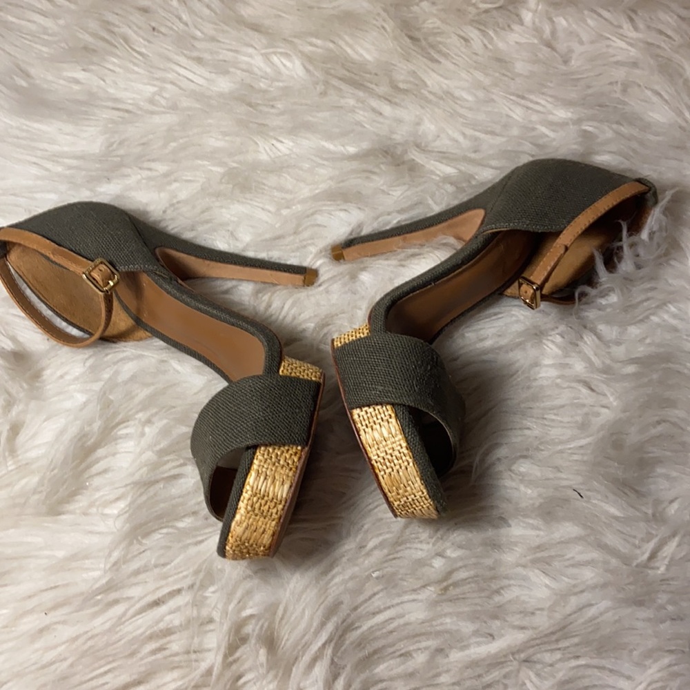 EUC Tory Burch Olive Green Amina Platform Stilettos - Picture 8 of 13